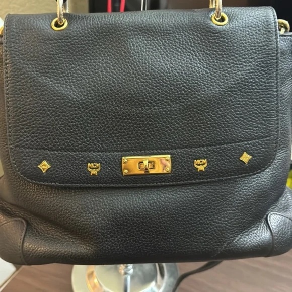 💋MCM 2 Bag Super NICE Gold Hardware *Like New - Picture 4 of 12